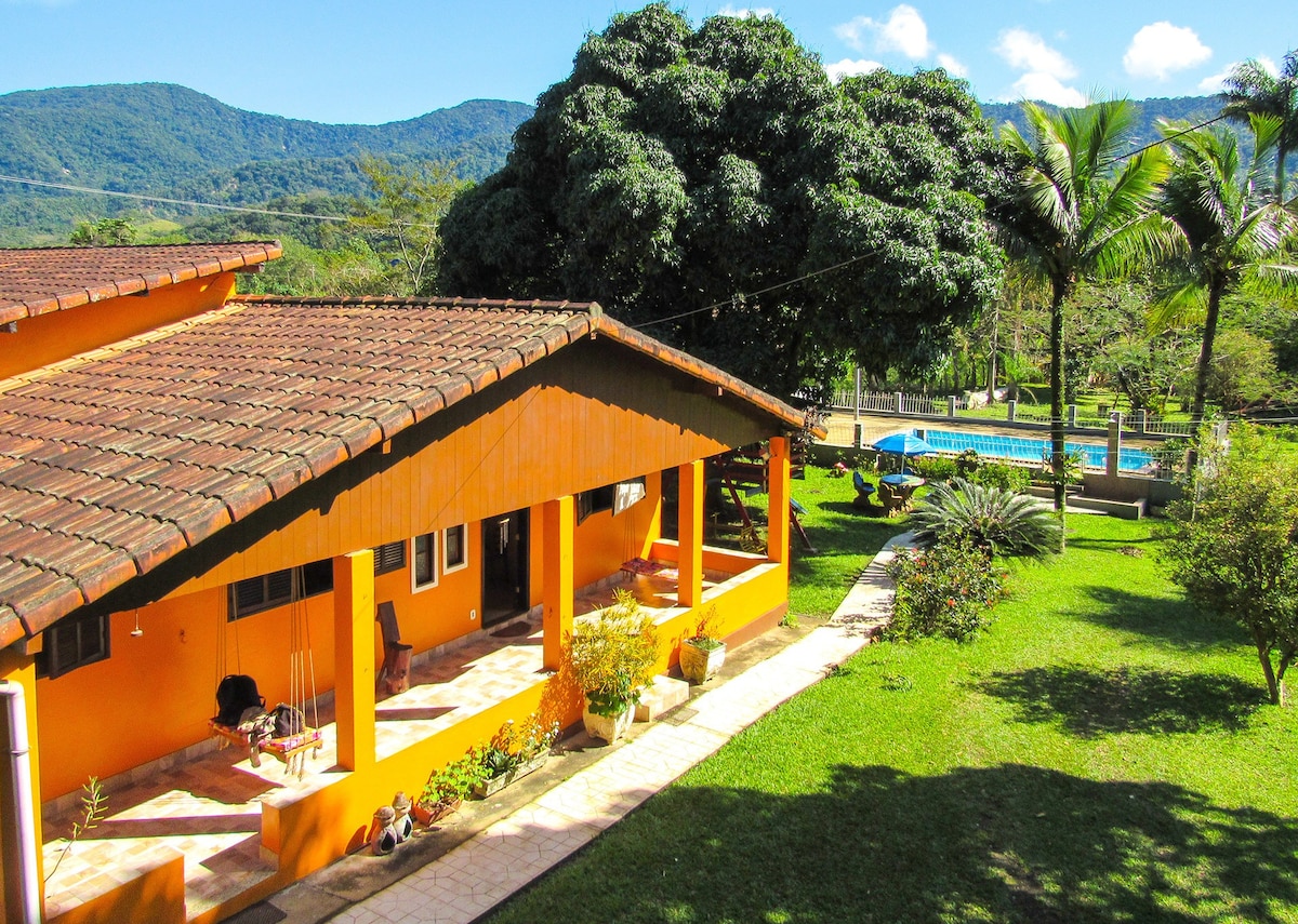 Country house w/ pool and barbecue in Saquarema/RJ