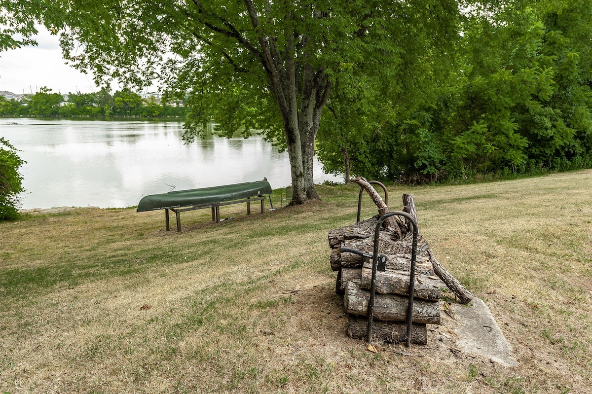 The Gathering Place | Private Pool | Lakeview