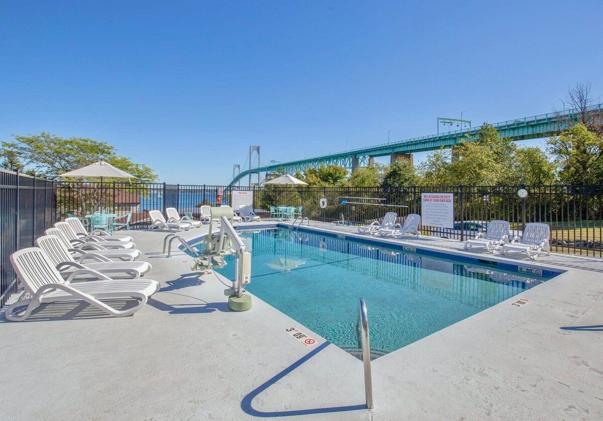 Wyndham Newport Overlook | 2BR/2BA King Bed Suite