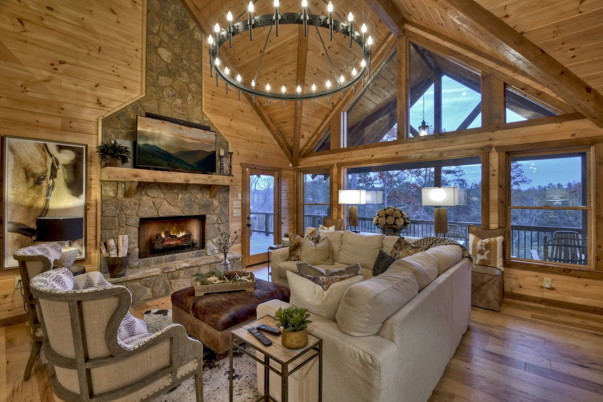 A Starry Night - Relax in rustic luxury!