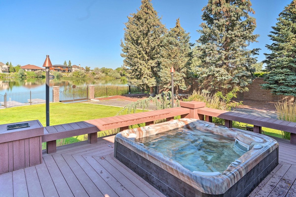 Moses Lake Retreat w/ Salt Water Hot Tub!