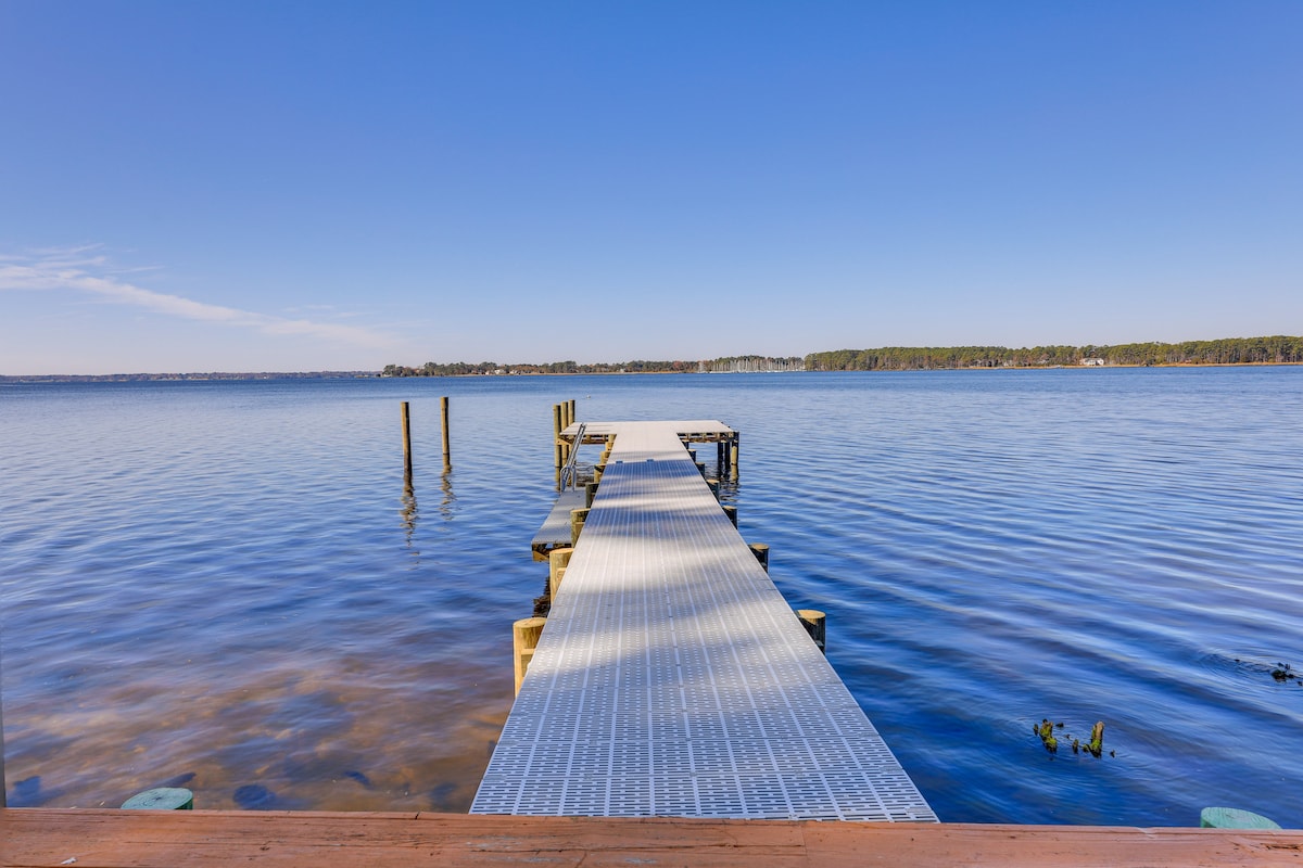 New Bern Home w/ Direct Access to Neuse River