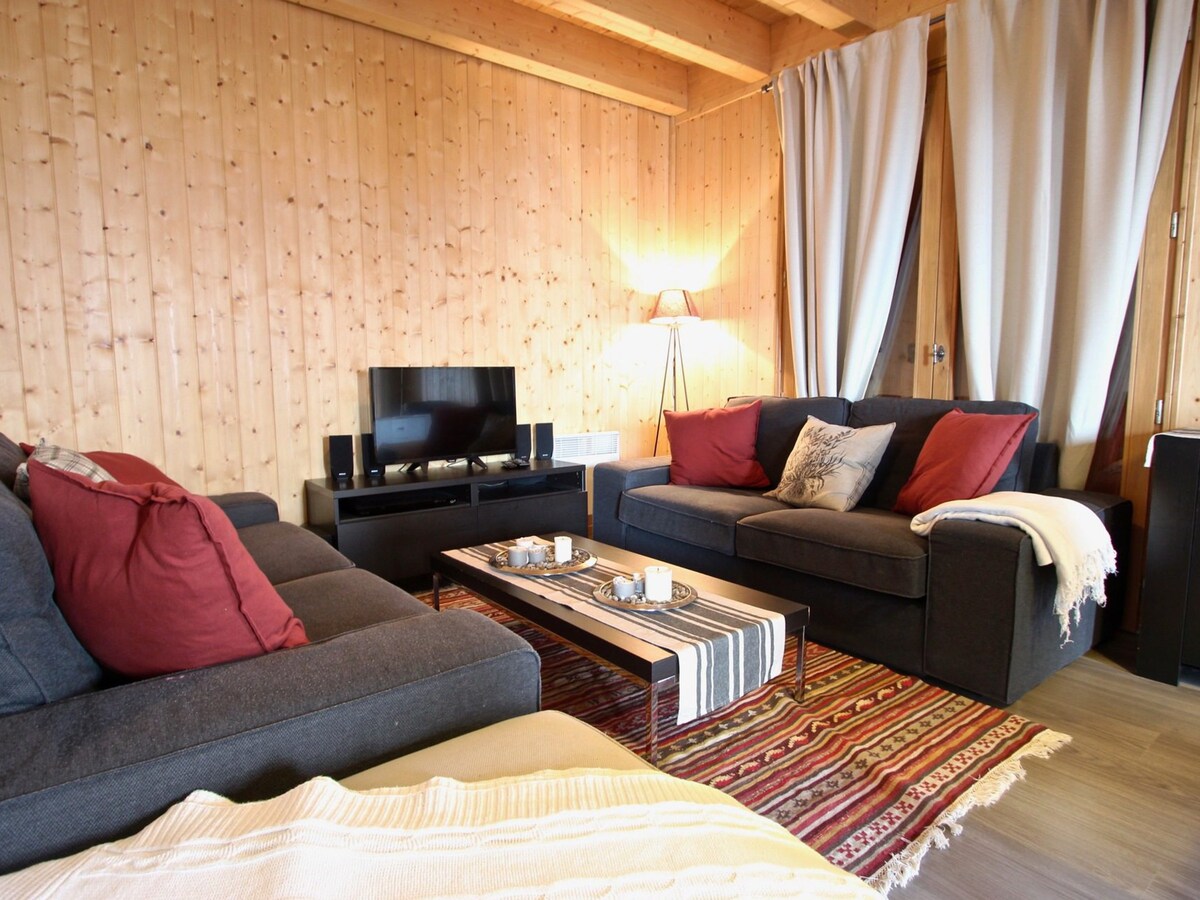 Chamrousse度假木屋， 4间卧室，可容纳8人。