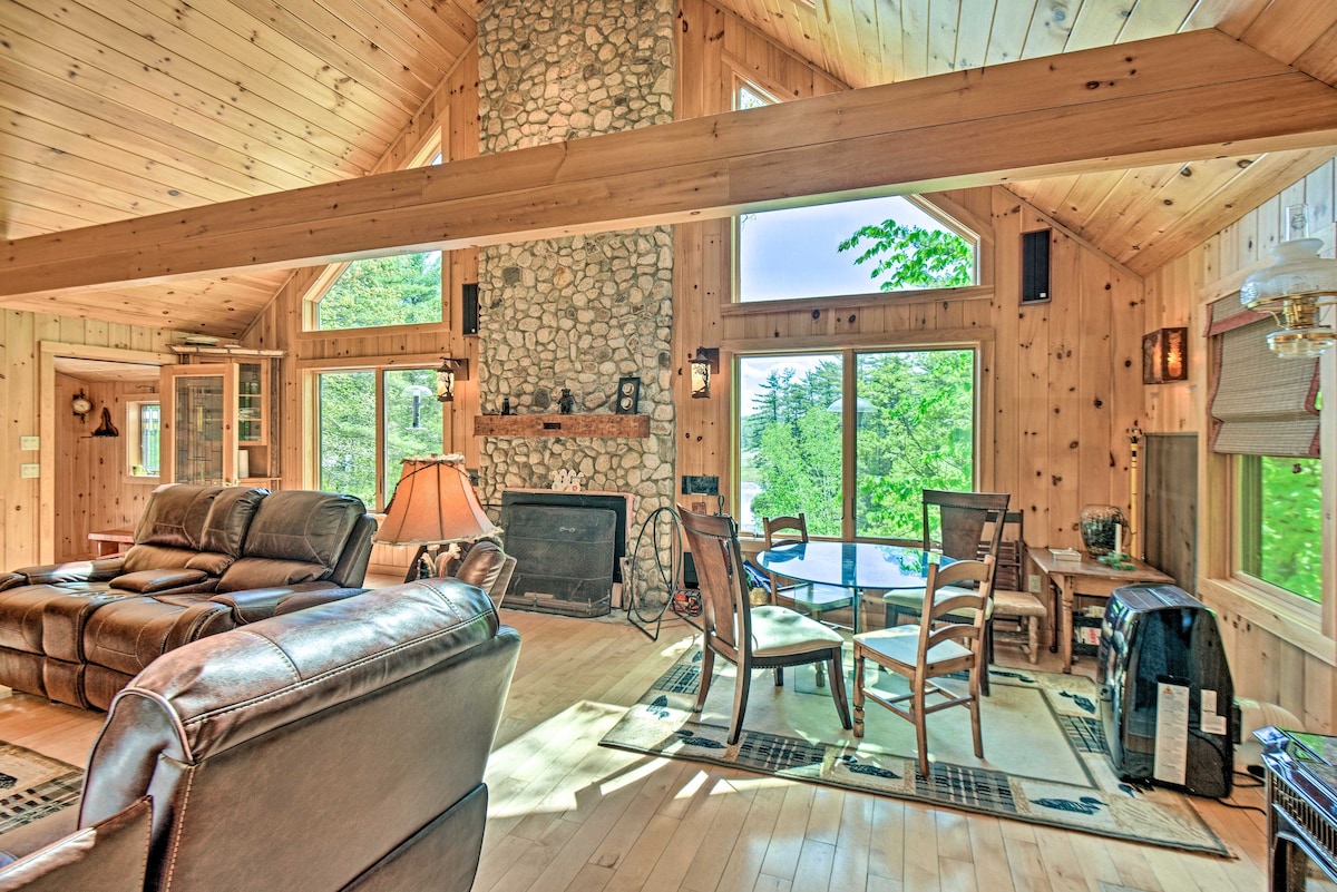 Serene Lakefront Cabin w/ Fire Pit & Kayaks!