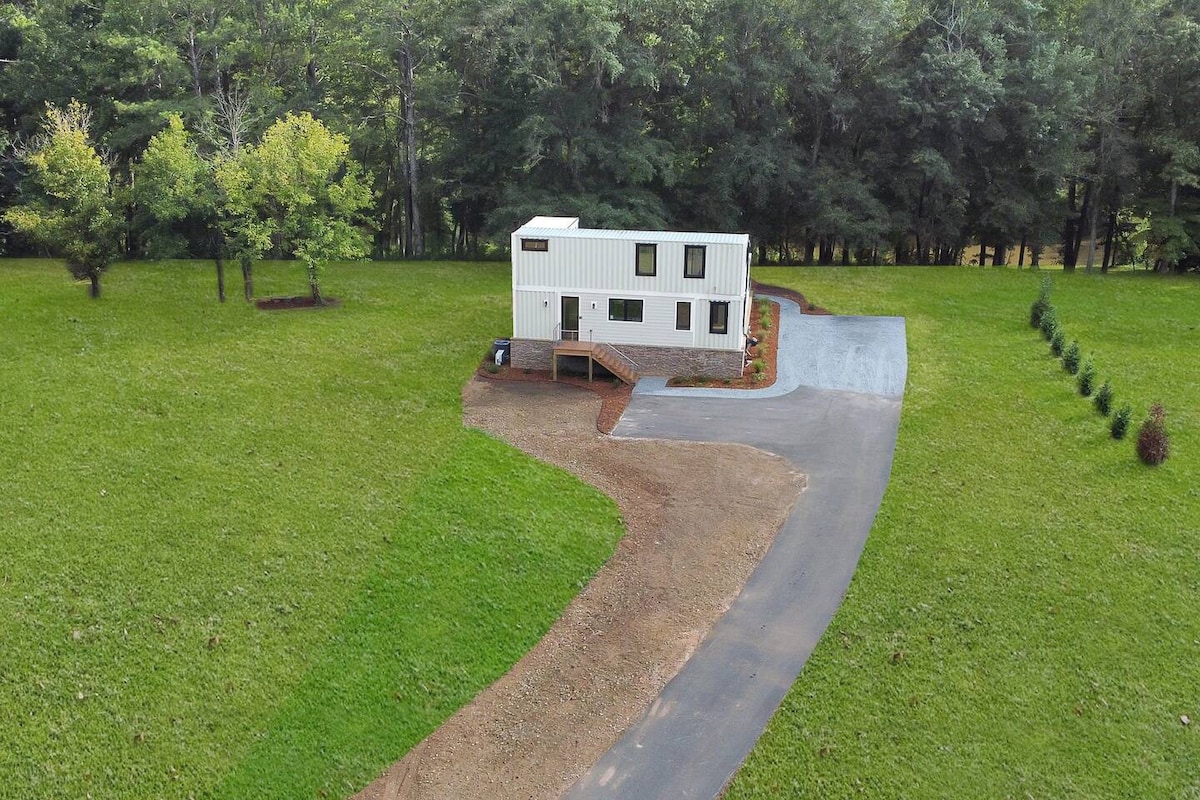 Unique Container House on the Etowah River!