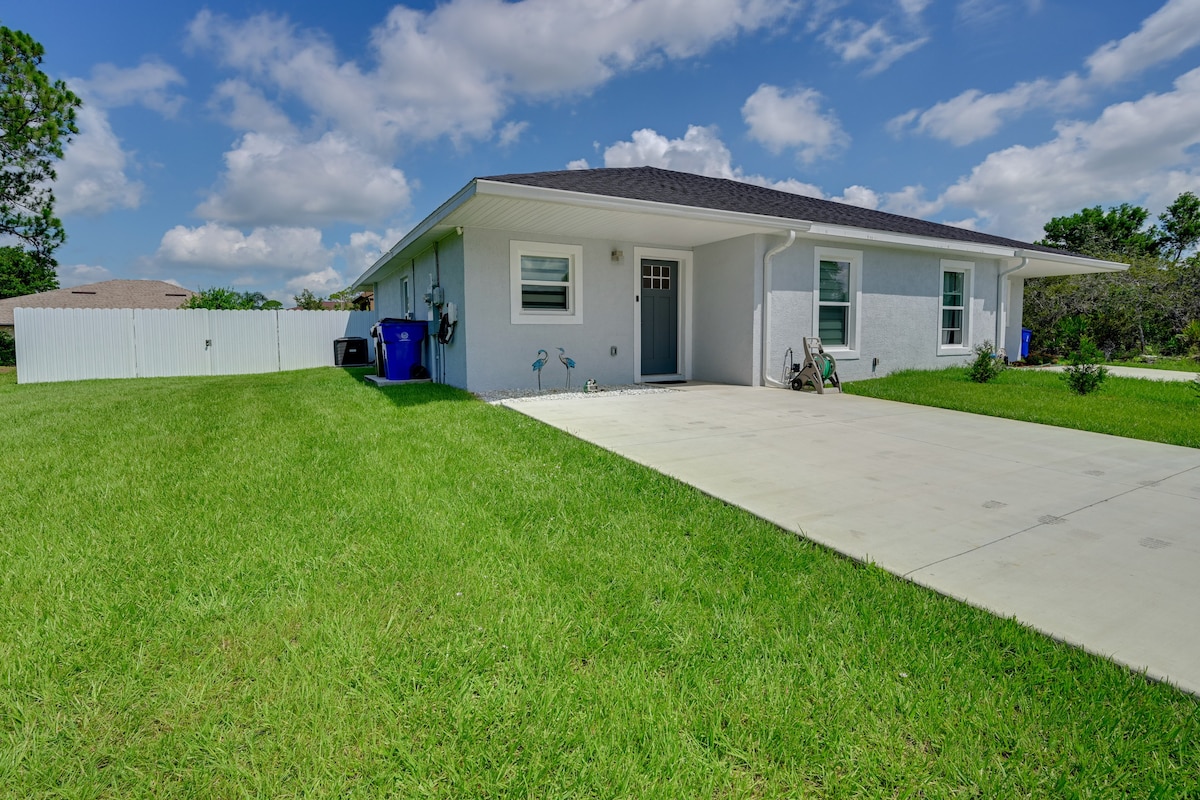 Lovely Sebring Retreat w/ Hot Tub & BBQ Grill