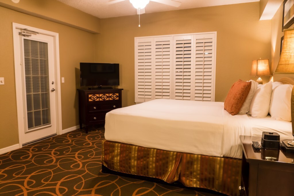 奥兰多的阳光度假村（ Orlando 's Sunshine Resort ） - 2张床