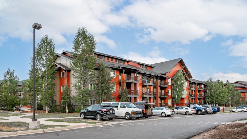 Steamboat Springs Resort - 1 Bedroom Deluxe