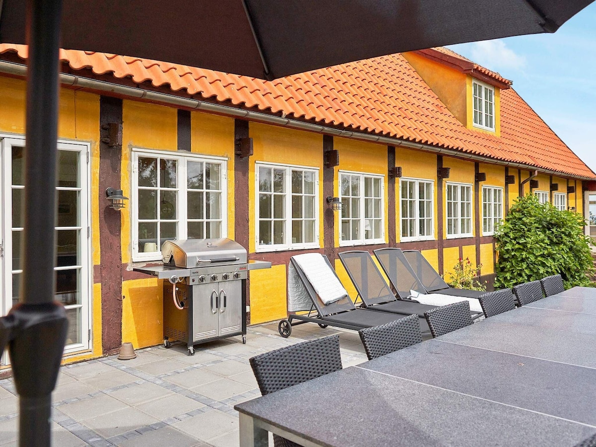 10 person holiday home in østermarie