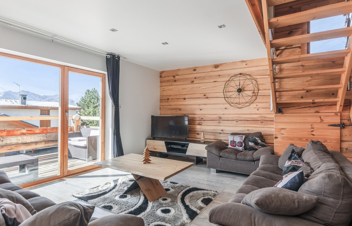 Alpe d 'Huez中心度假木屋中的美丽双层公寓