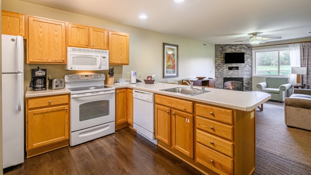 Tamarack Resort - 2 Bedroom Condo