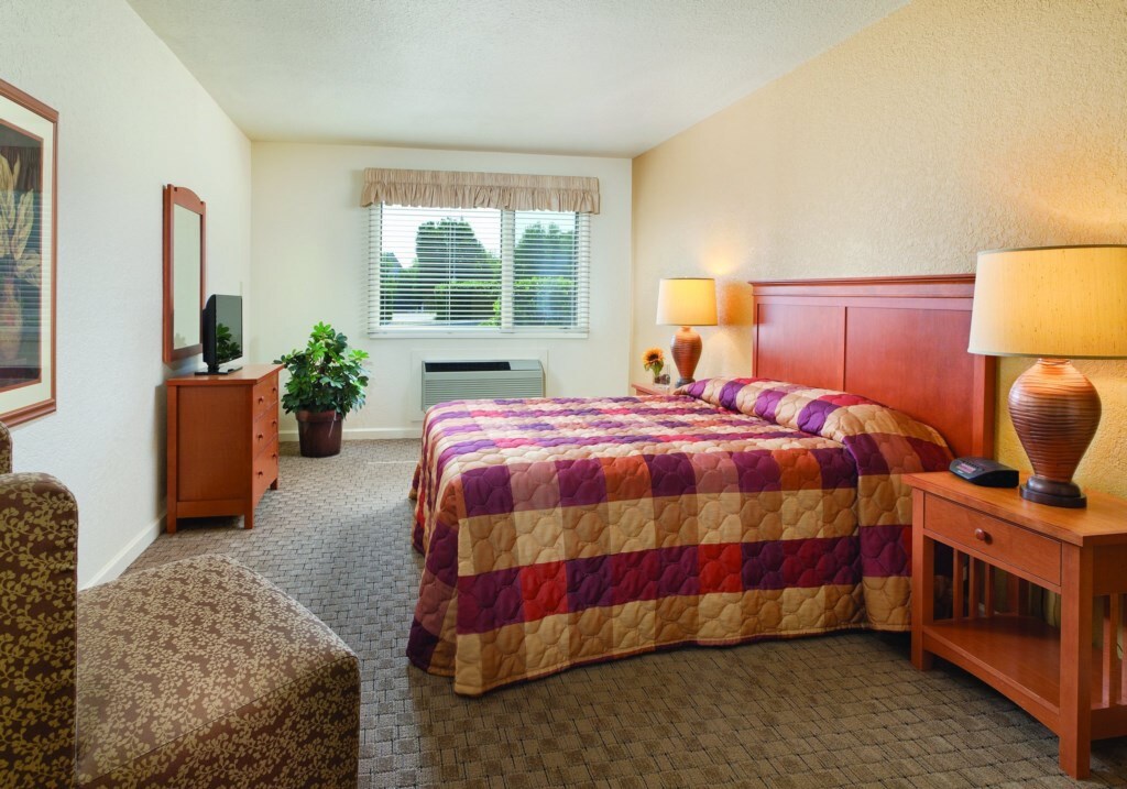 Grand Lake Resort - 1 Bedroom Suite