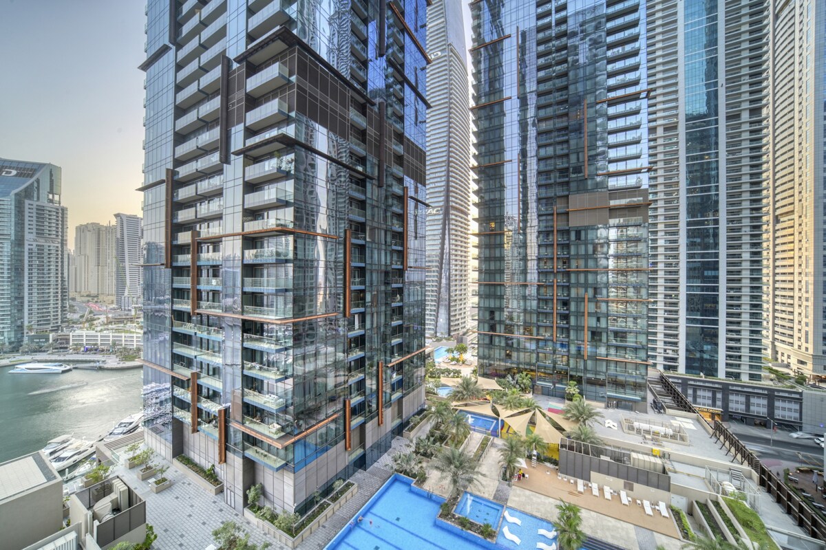 Spacious Apartment in the heart of Dubai Marina