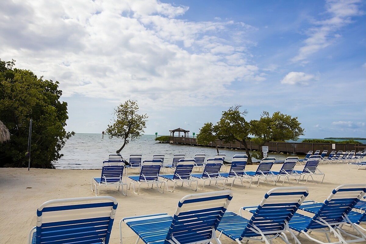 2 Relaxing Units in Florida Keys! Fantastic View