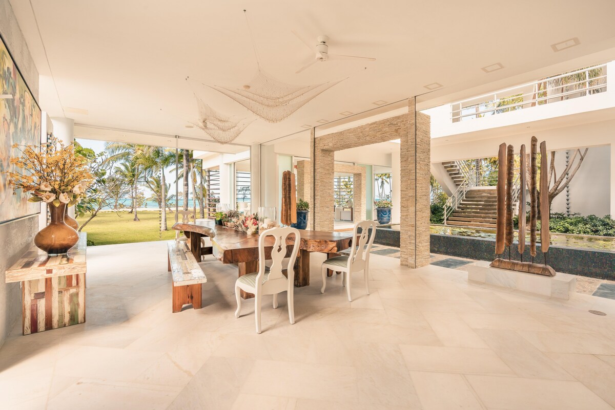 So Exclusive! Beachfront Villa at Las Terrenas