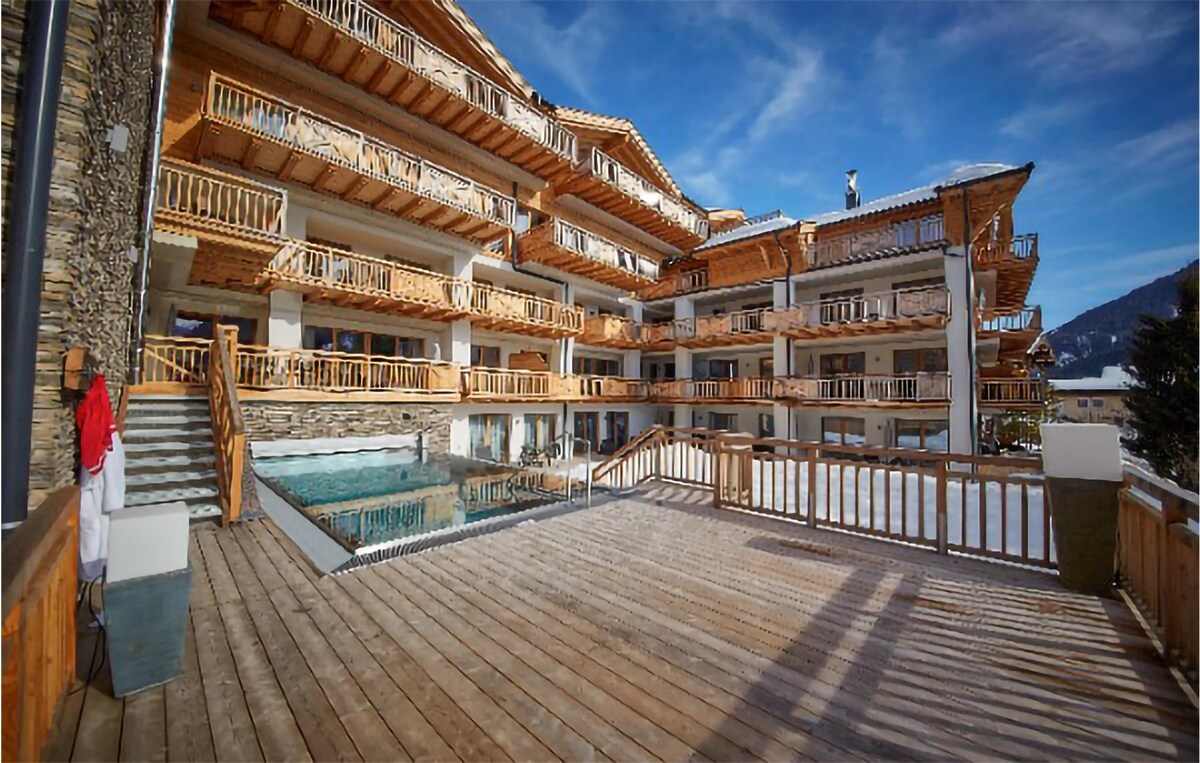 Gorgeous apartment in Saalbach with WiFi