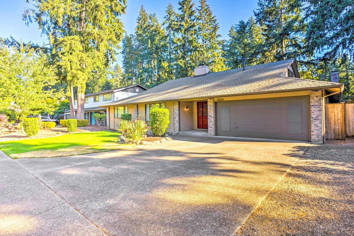 Lovely Manorwood Home w/ Private Indoor Pool!