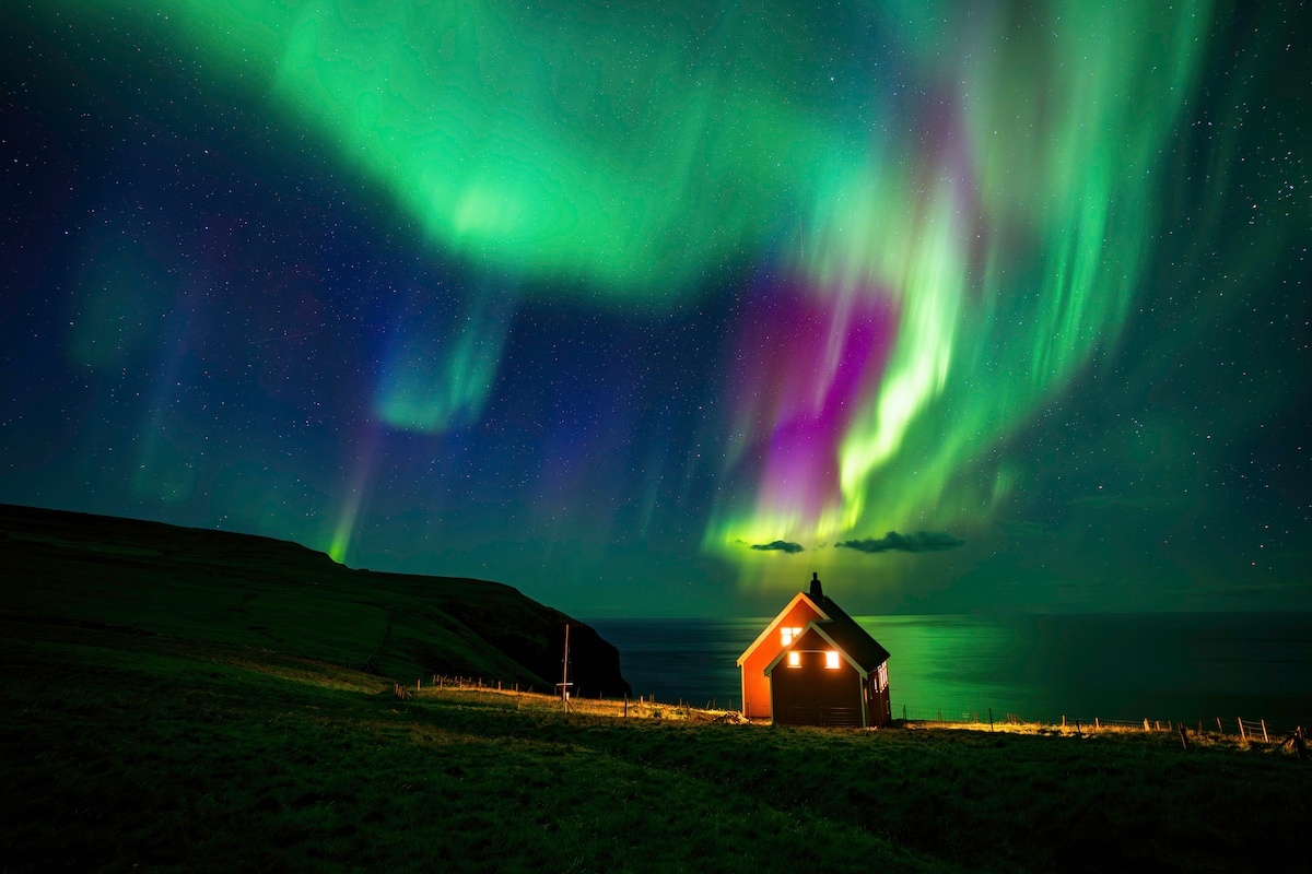 The Yellow House by the End of Suðuroy