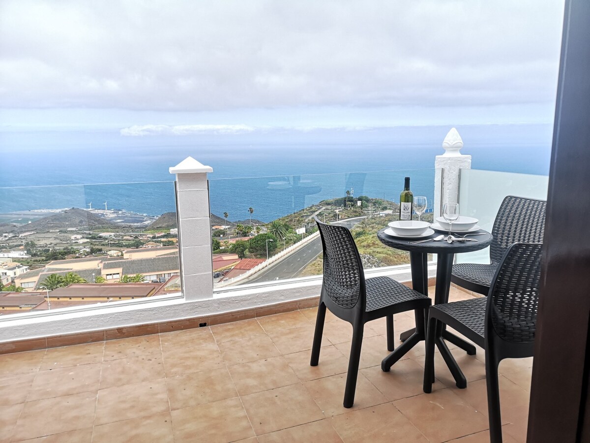 VV Mirador Isla Bonita with Balcony and Sea views