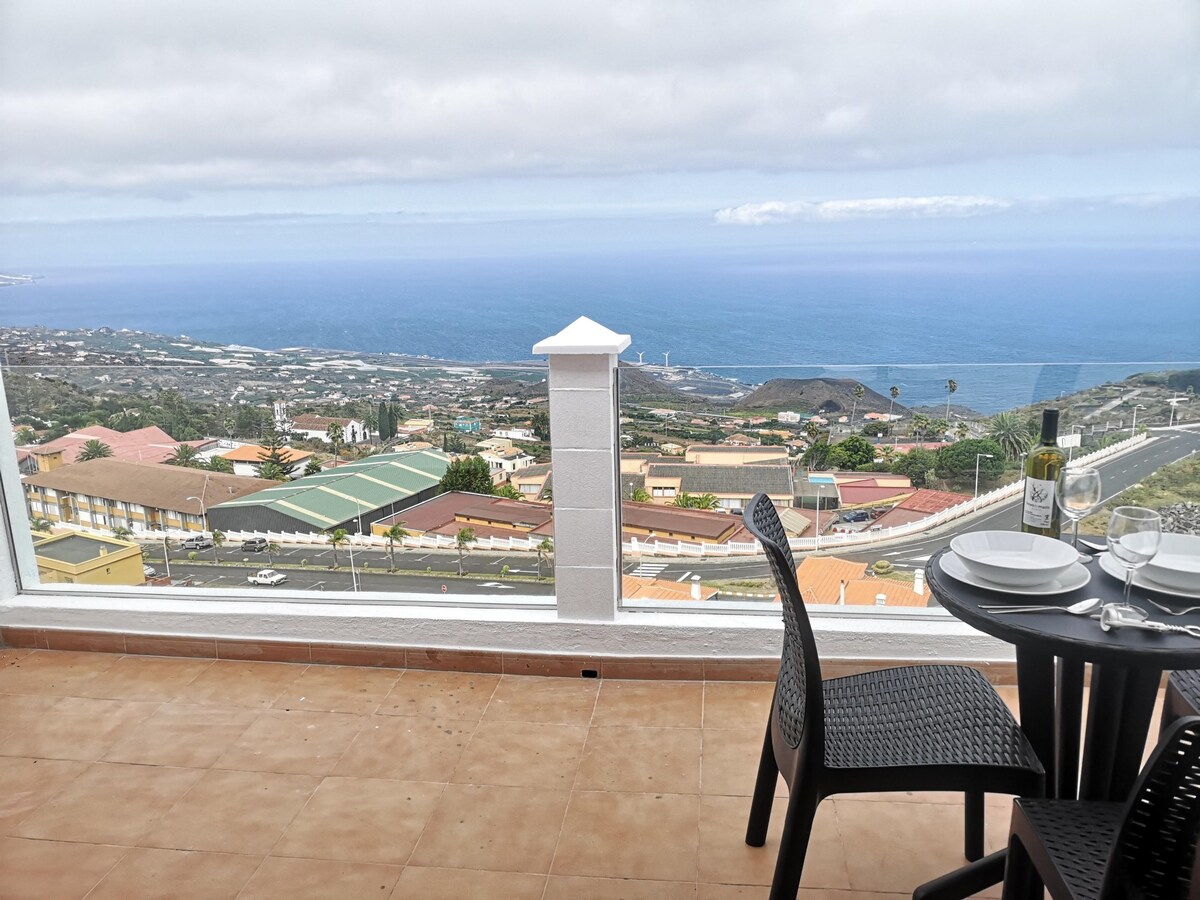VV Mirador Isla Bonita with Balcony and Sea views