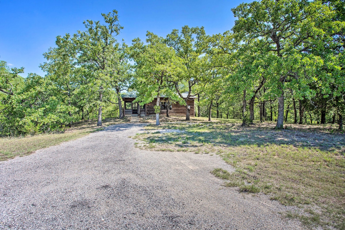 Cozy, Secluded Davis Cabin on 60 Wooded Acres