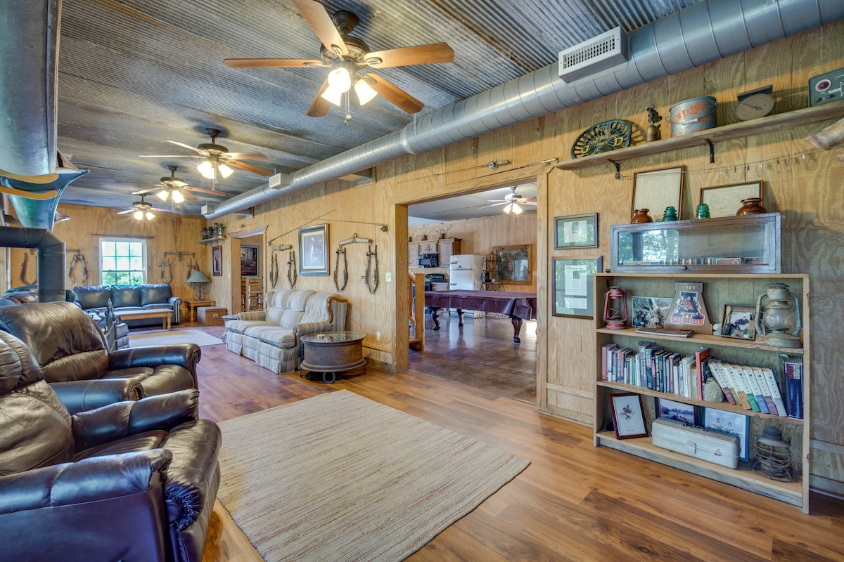 'River Bend Lodge' Heflin Home in the Woods!