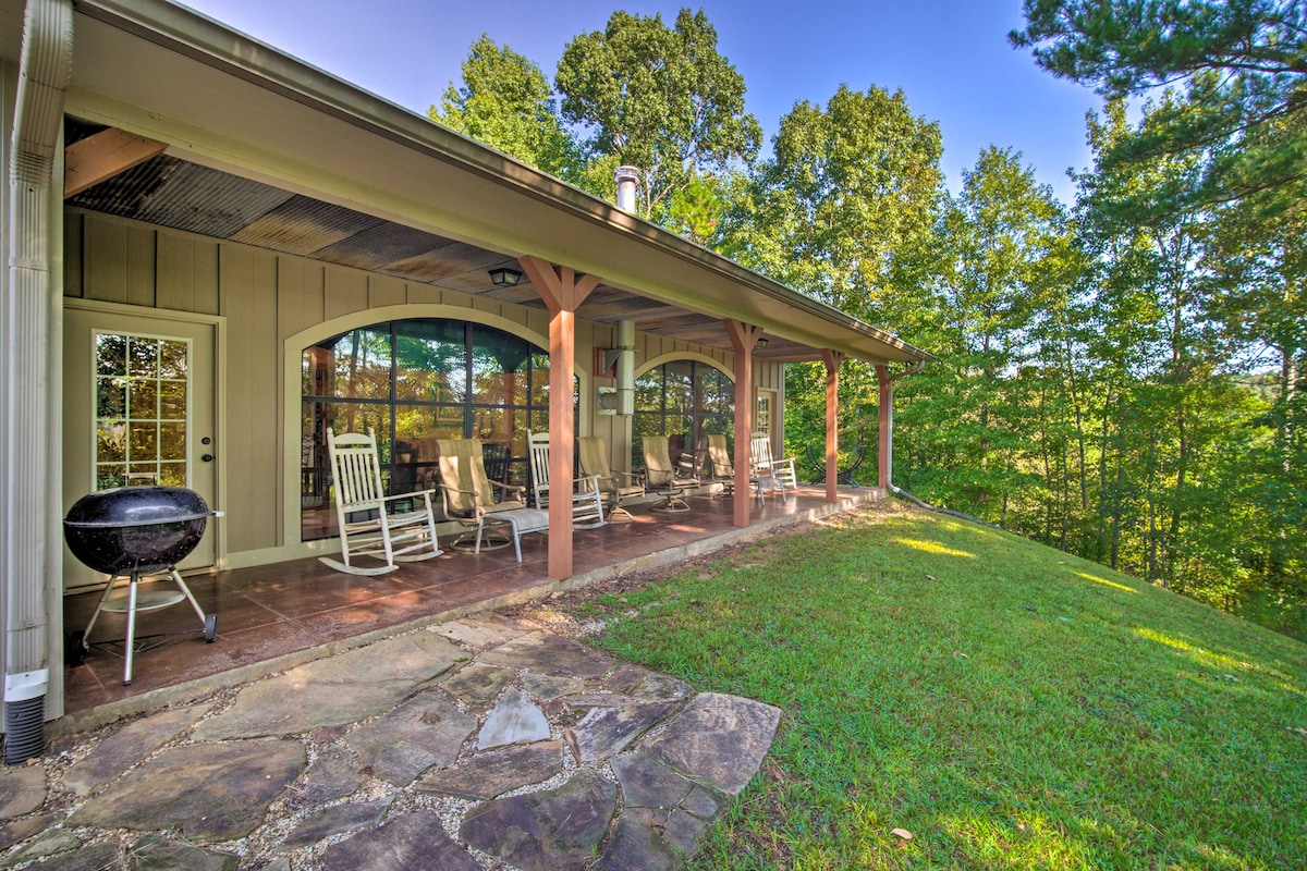 'River Bend Lodge' Heflin Home in the Woods!