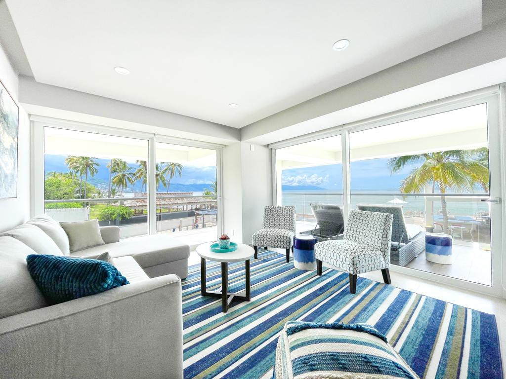 New Beachfront Luxury Condo, Corner Unit!