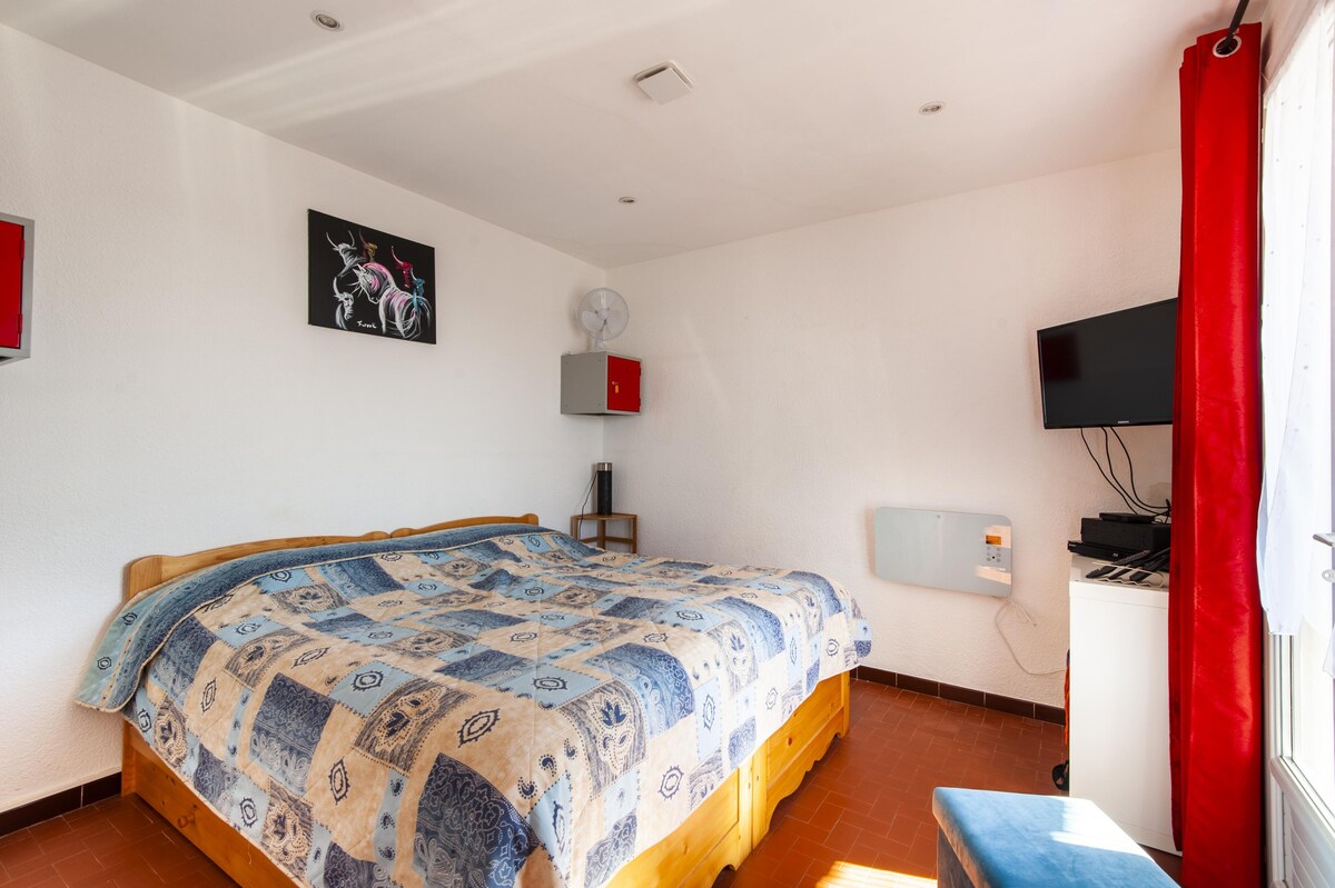 Le Tau splendid 3 room flat with all comfort
