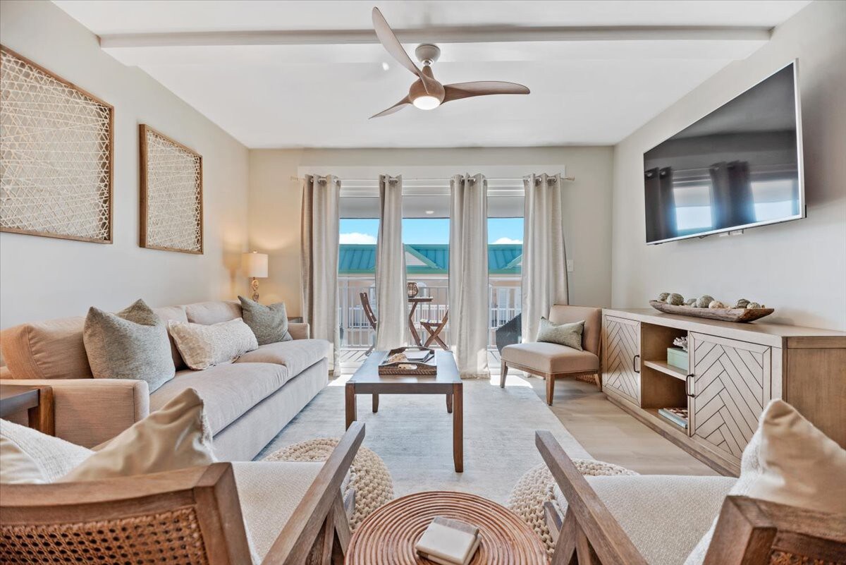 Beach Please! Balcony ocean views, beach chairs,