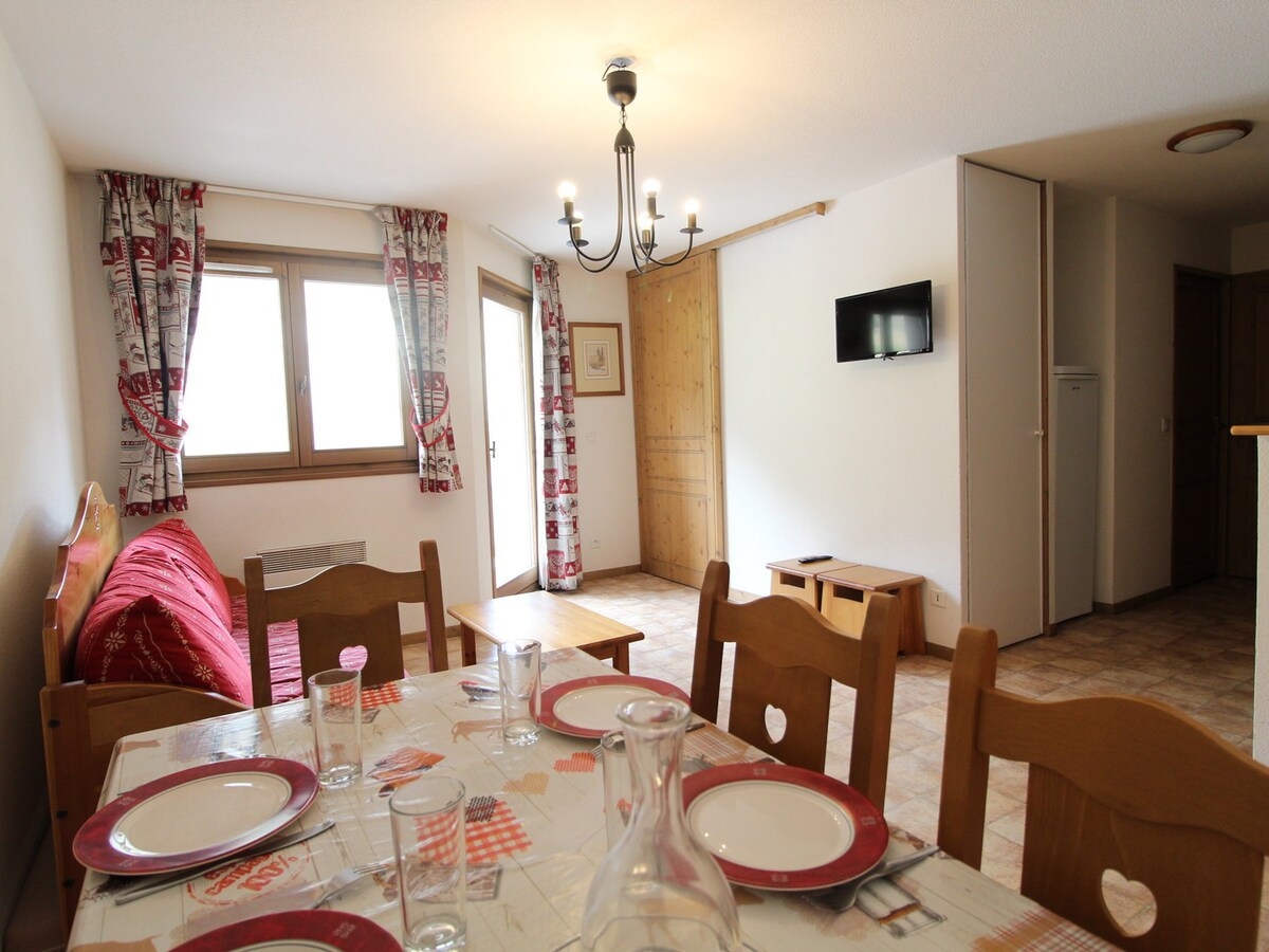 Apartment Lanslevillard, 2 bedrooms, 6 pers.