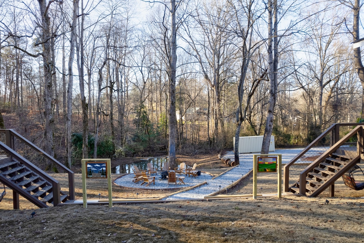 Dahlonega Mountain Trail Tiny Home *加大双人床