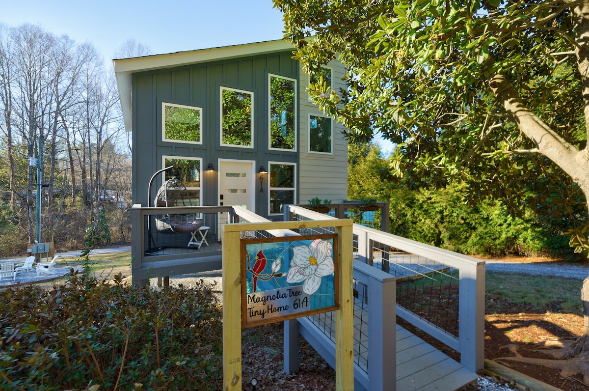 Dahlonega Magnolia Tree Tiny Home *加大双人床*