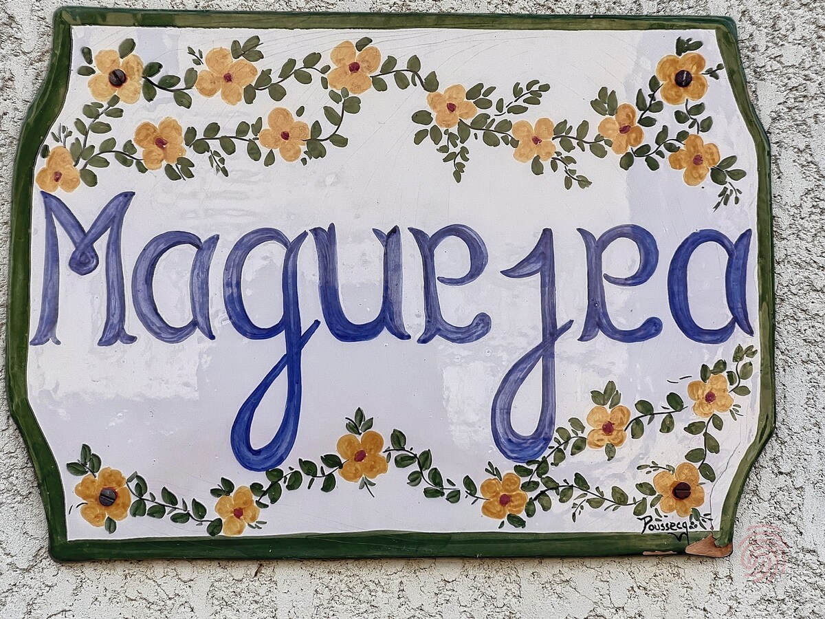 Maguejea, 13 Rue Paul Cère, Lamalou