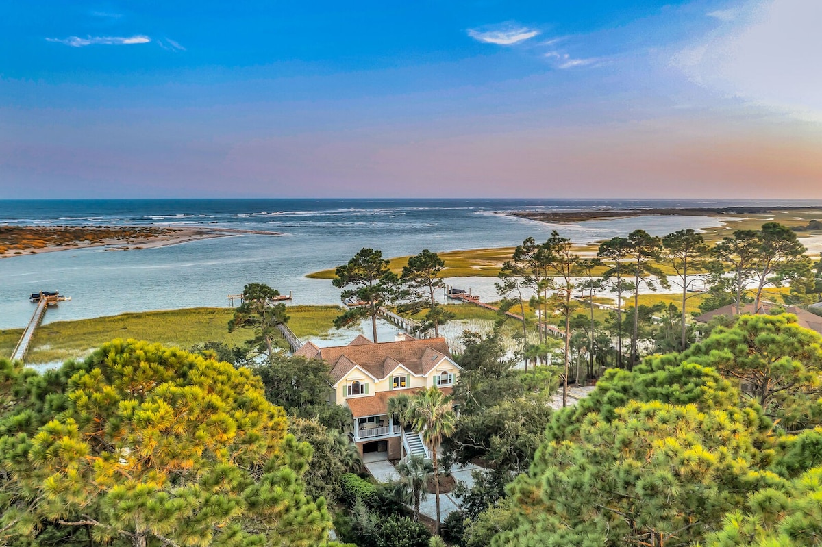 Luxury Marsh Front Estate: 4BR, Dock, Ocean Views