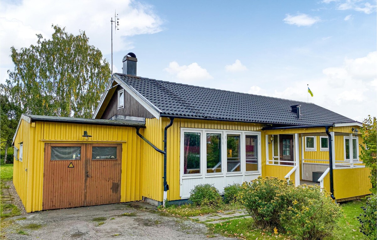 Beautiful home in Bestorp with WiFi and 3 Bedrooms