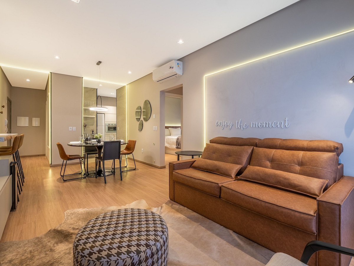 Essence 105 -新公寓，位于格拉马多市中心的2间套房