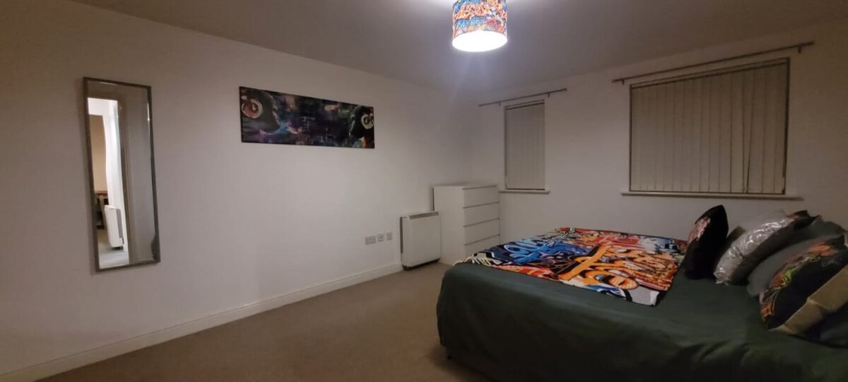Cozy Comforts 2 bed apartment Central Warrington W