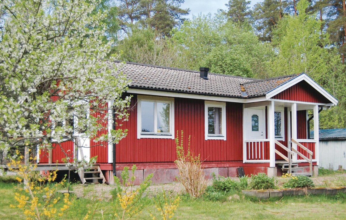 Awesome home in Nossebro with 1 Bedrooms