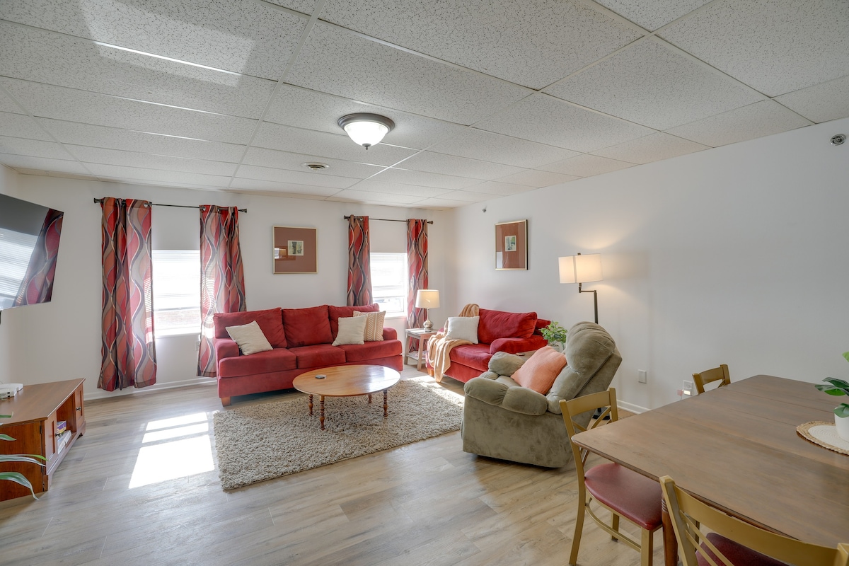 Bright Yankton Apartment Near Meridian Bridge