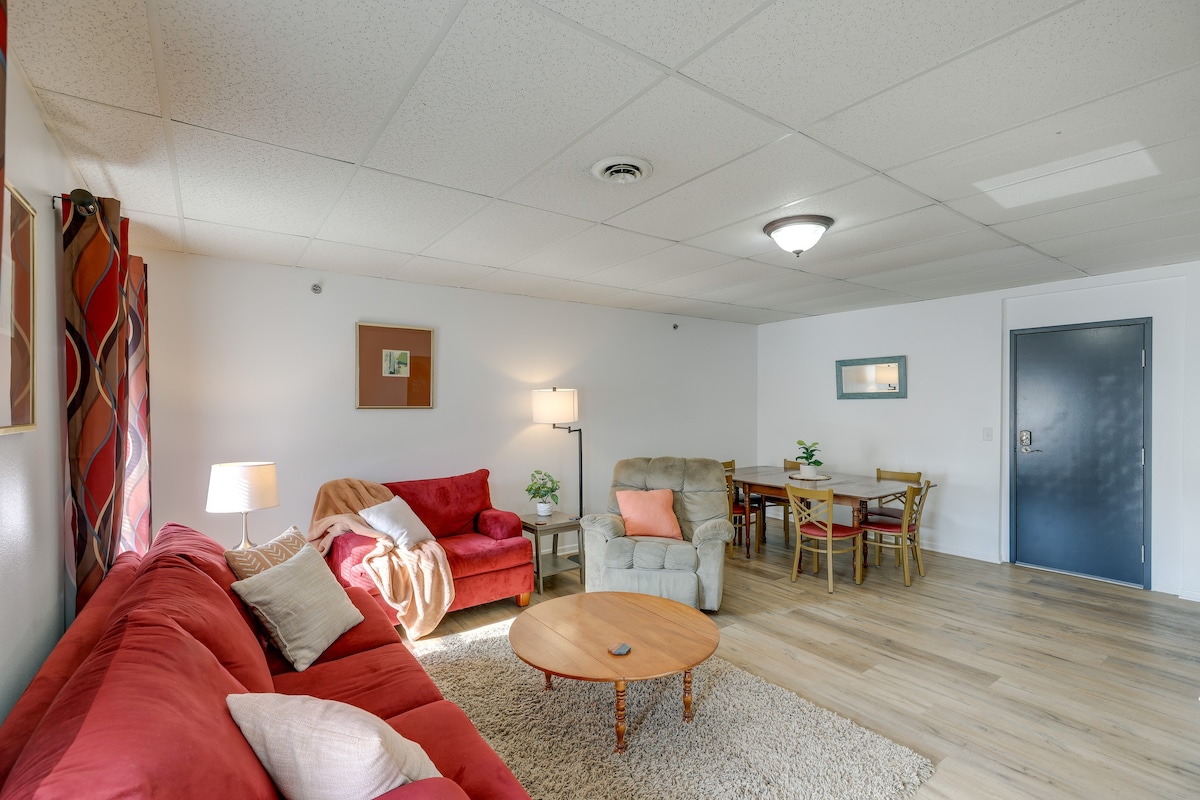 Bright Yankton Apartment Near Meridian Bridge