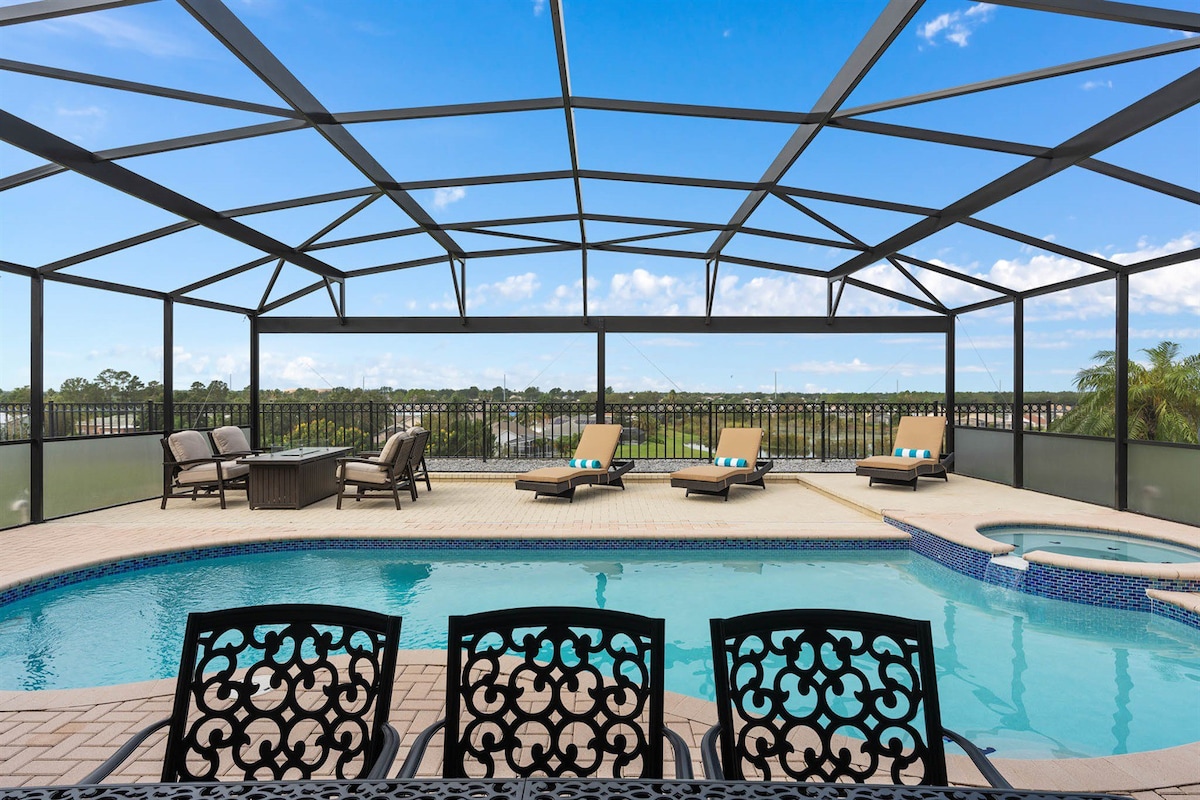 Private Pool/No Rear Neighbors/ 3 Miles to Disney!