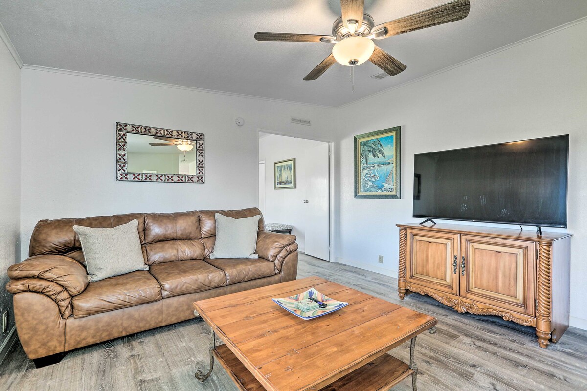 Pet-Friendly Home: 10 Mi to Lake Okeechobee!