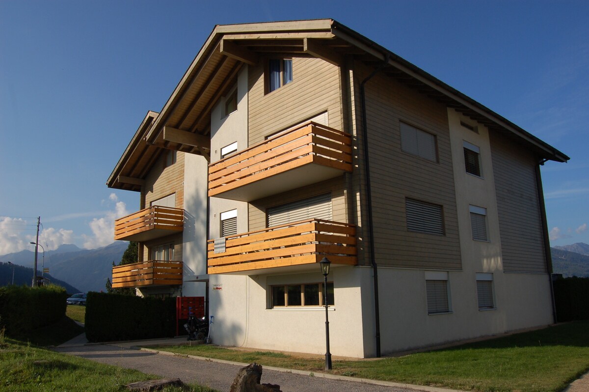 Jausses 3 n° 185, modern flat with panoramic views