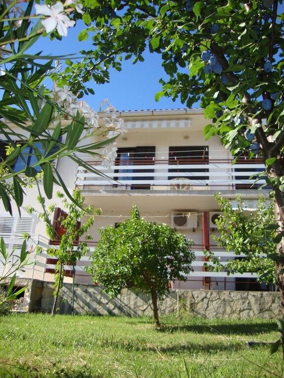Apartment 4249-3 for 3 Pers. in Cres