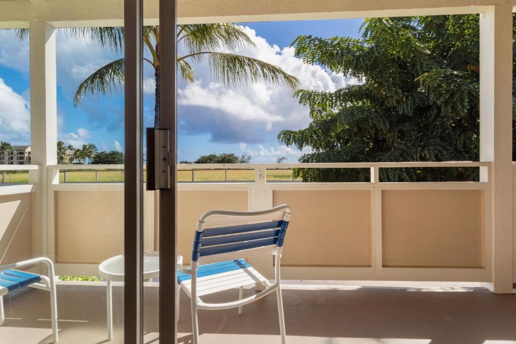 Your Home in Kauai! 2 Suites | Balcony + Kitchen