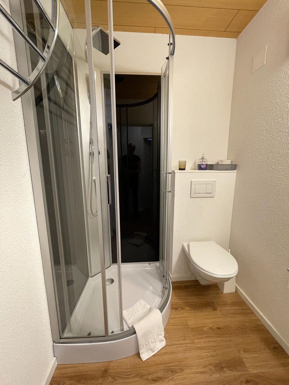 Neubau-Single room-Superior-Private Bathroom-Count