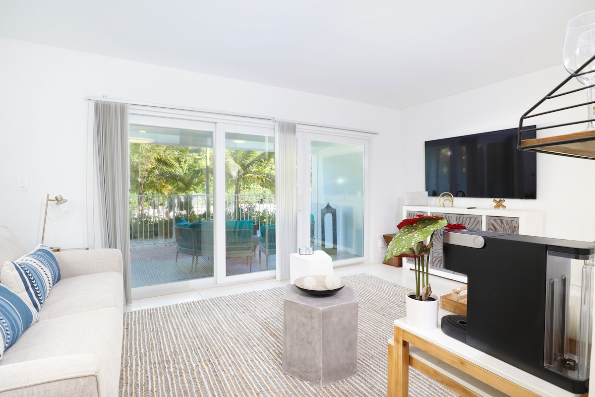 Modern Vibes 1BR w/Patio & Firepit by the Beach