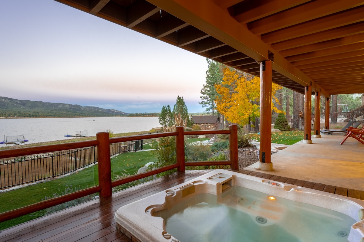 Lakeside Serenity. Mountain Views. Spa. BBQ. Games