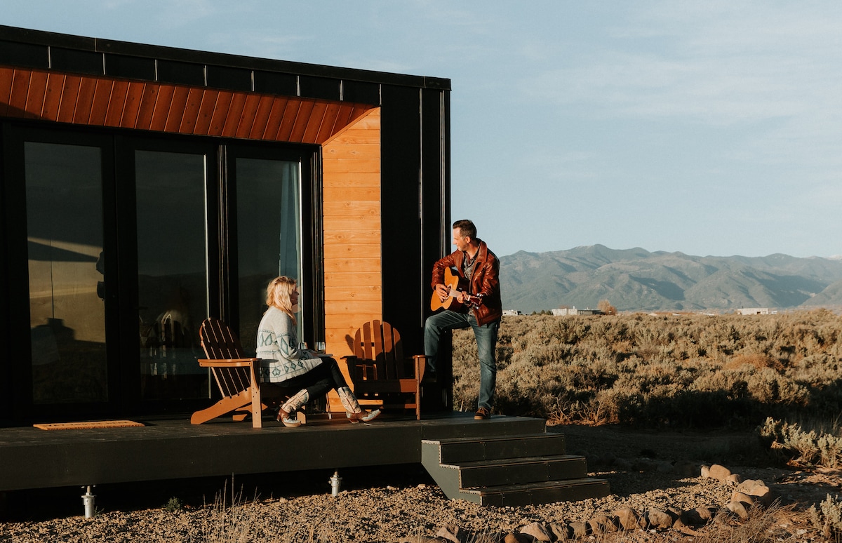 Taos Skybox "Horizons" High Desert Retreat